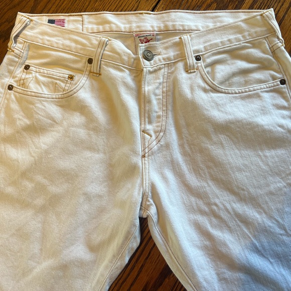 True Religion 112790 White Jeans Size 32 x 32 Button Fly - Picture 4 of 8